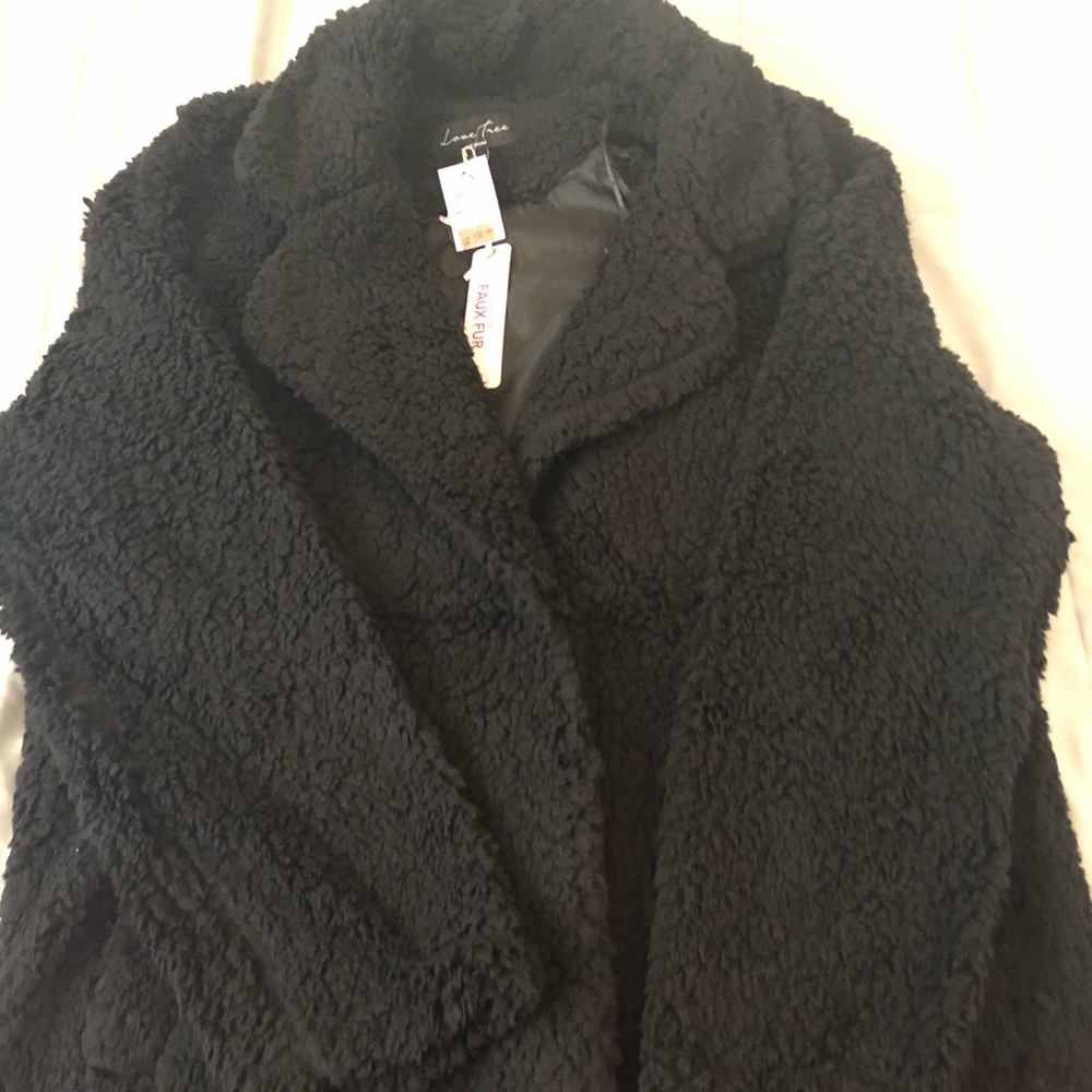 Love Tree Black Faux Fur Sweater Size M